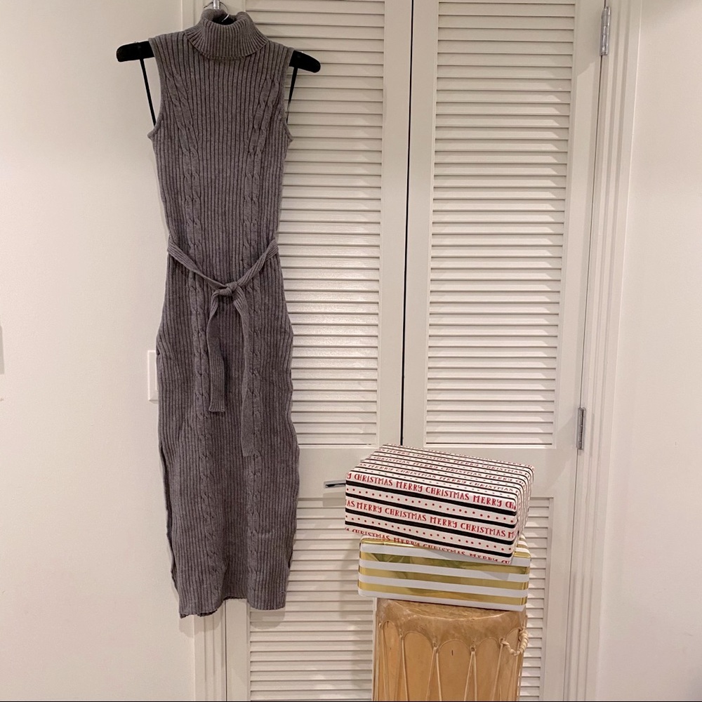 BEBE BELTED KNIT MIDI DRESS